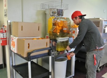 Eckerd College Gets Juiced About Farm-Fresh Oranges