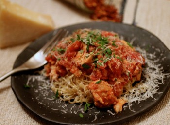 Recipe: Spicy Pasta Pomodoro with Tuna and Capers