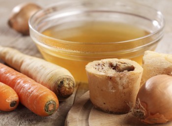 Wellness Tips from Bon Appétit: Boiling Down the Bone-Broth Claims