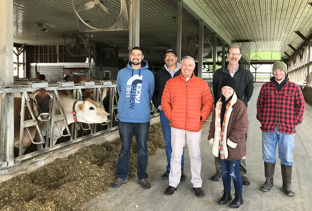 Bon Appétiters with High Lawn Dairy General Manager Roberto Laurens and Farm Manager Aaron Creighton