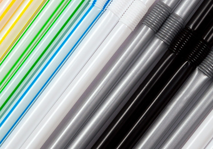 iStock_straws-492797633_header