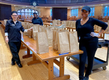 uchicago_lunchbags_threewomen_9965