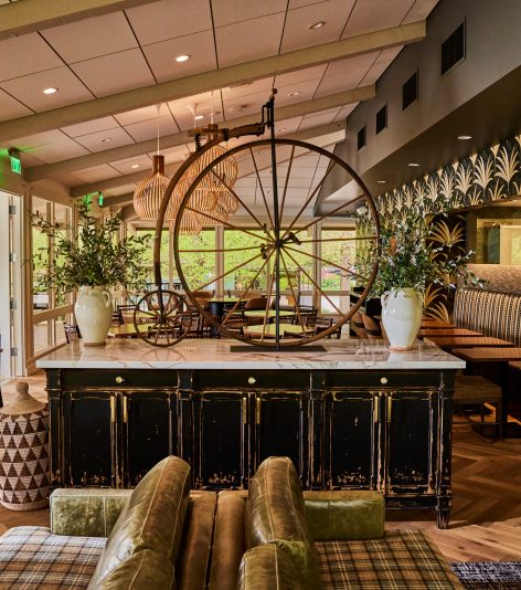 pinched fingers illustration