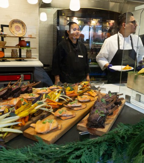 pinched fingers illustration