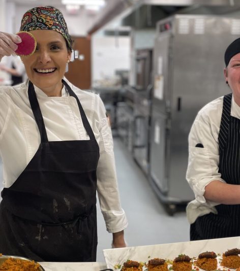 pinched fingers illustration