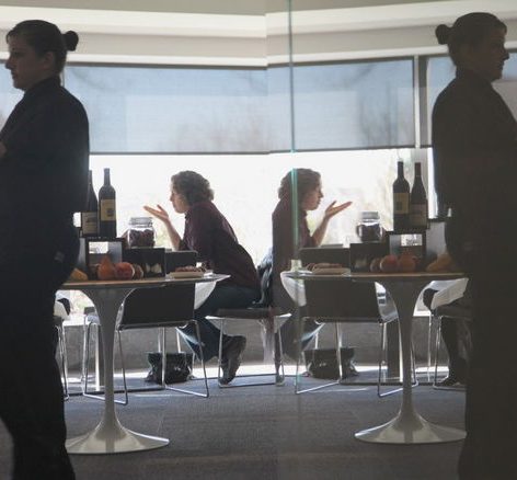 pinched fingers illustration