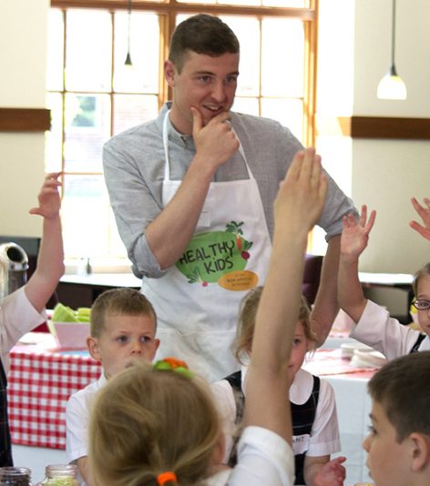 pinched fingers illustration