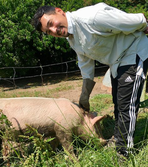 pinched fingers illustration